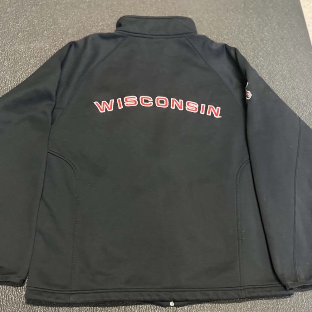 Under Armour Wisconsin Badgers Full Zip Fleece Lined Softshell Jacket Black L